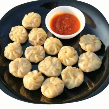 Veg Momos (6 pcs)